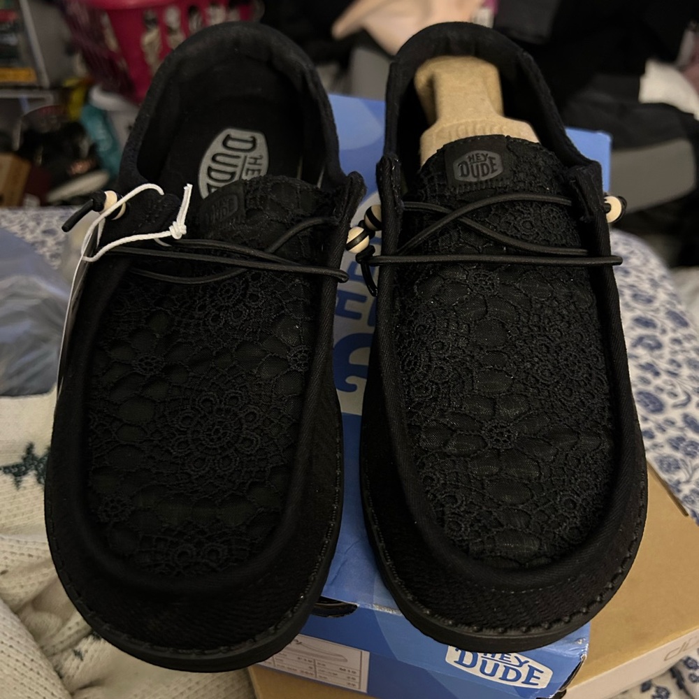 Hey Dude ‘Wendy’ Crochet ladies size 10
